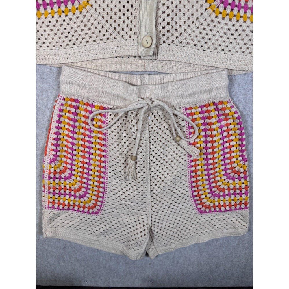 k56. House of Harlow 1960 Crochet Knit 2 Piece Set Polo Shirt and Shorts Small - Picture 3 of 8